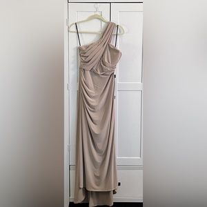 Bridesmaid/prom/ special occasion dress
